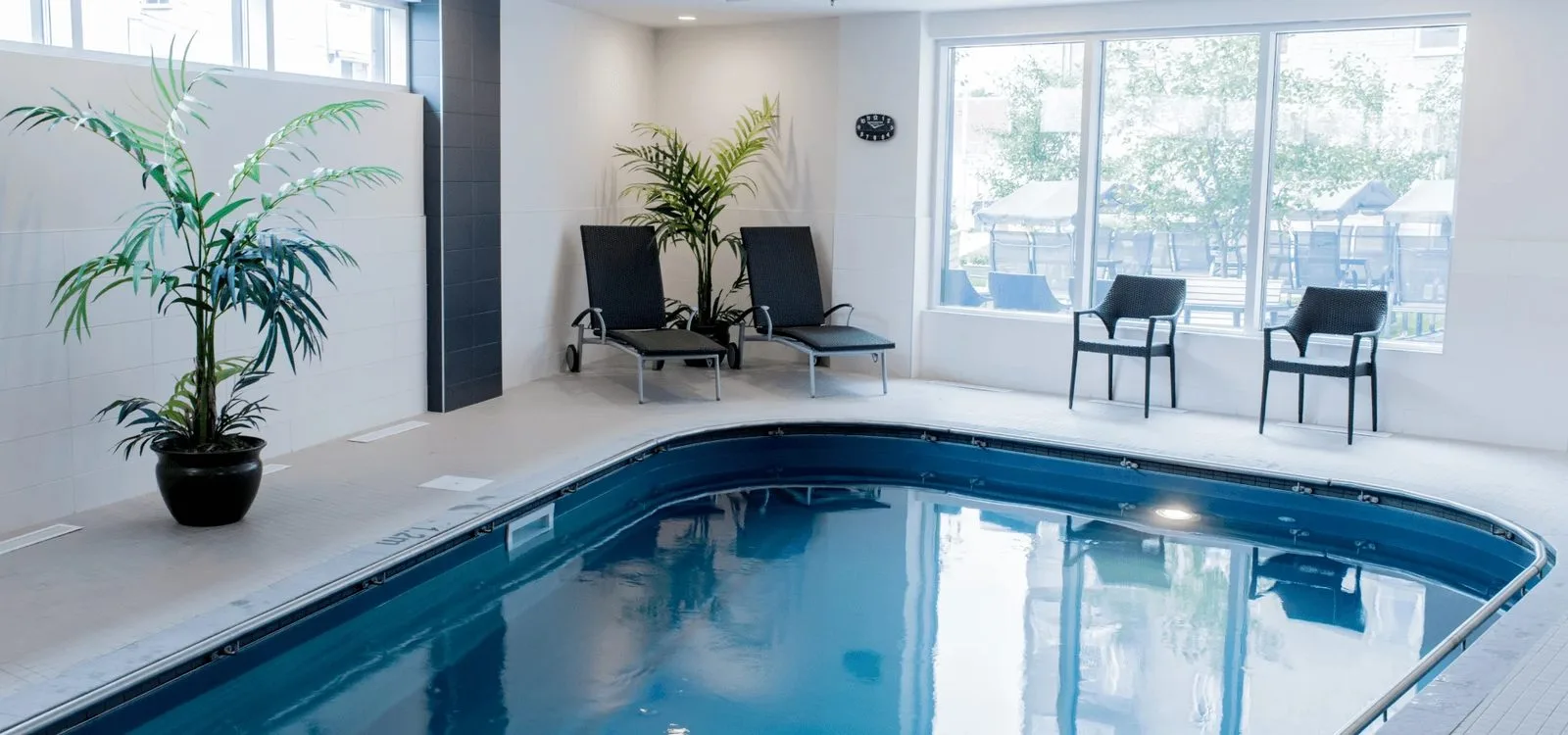 Piscine intérieure